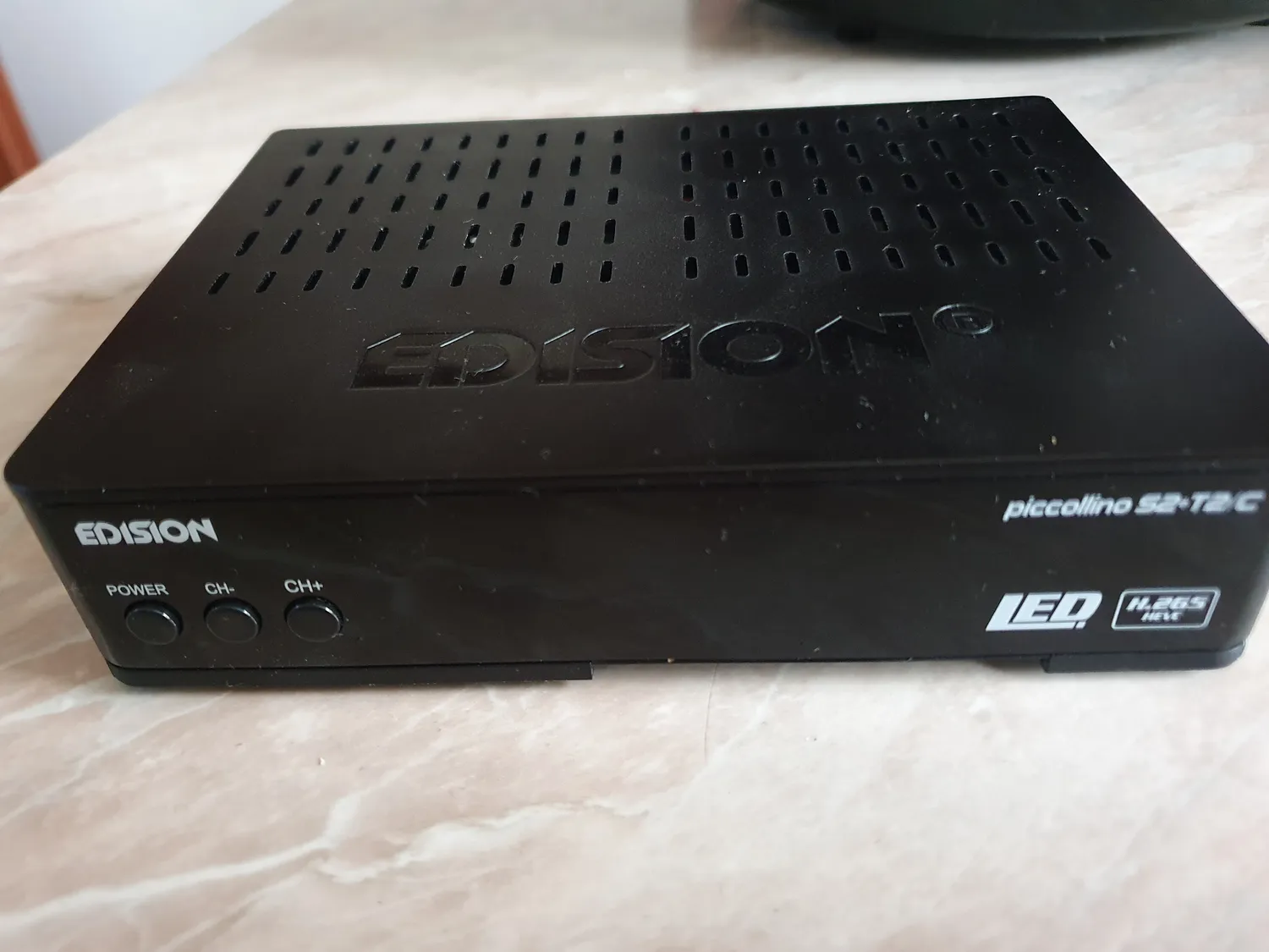 Edision PICCOLLINO S2+T2/C Decoder Combo Full HD HEVC