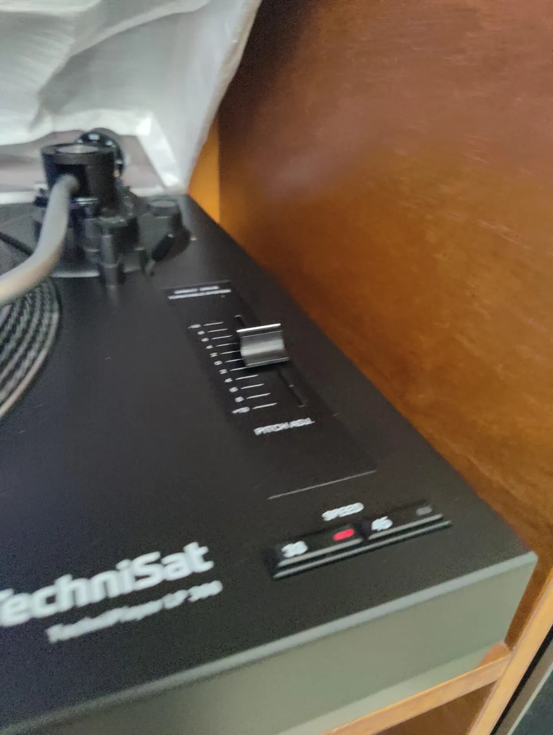 TechniSat TECHNIPLAYER LP 300 Giradischi Trazione Diretta Nero USB