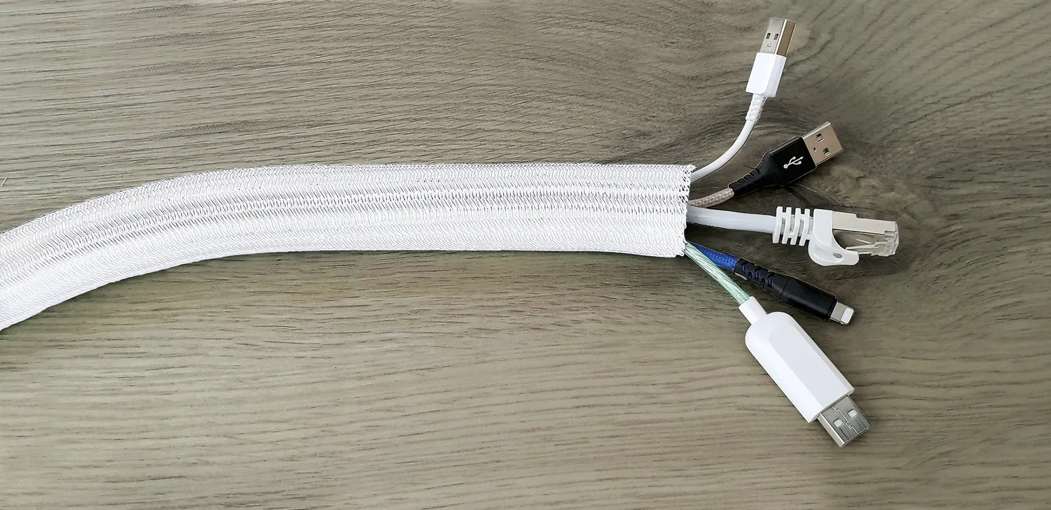 Schwaiger Guaina cavi 2 m bianca flessibile
