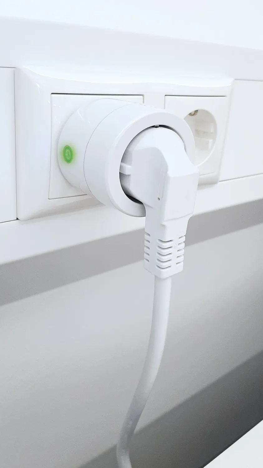 SCHWAIGER Presa smart WiFi interno 16A bianca