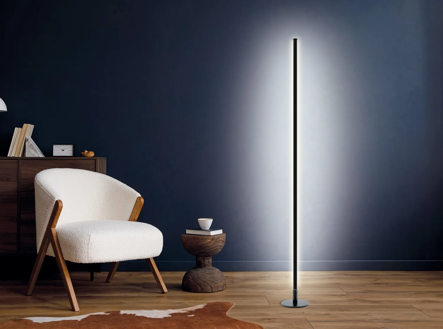 Schwaiger STL358 Piantana LED RGB Dimmerabile Nera
