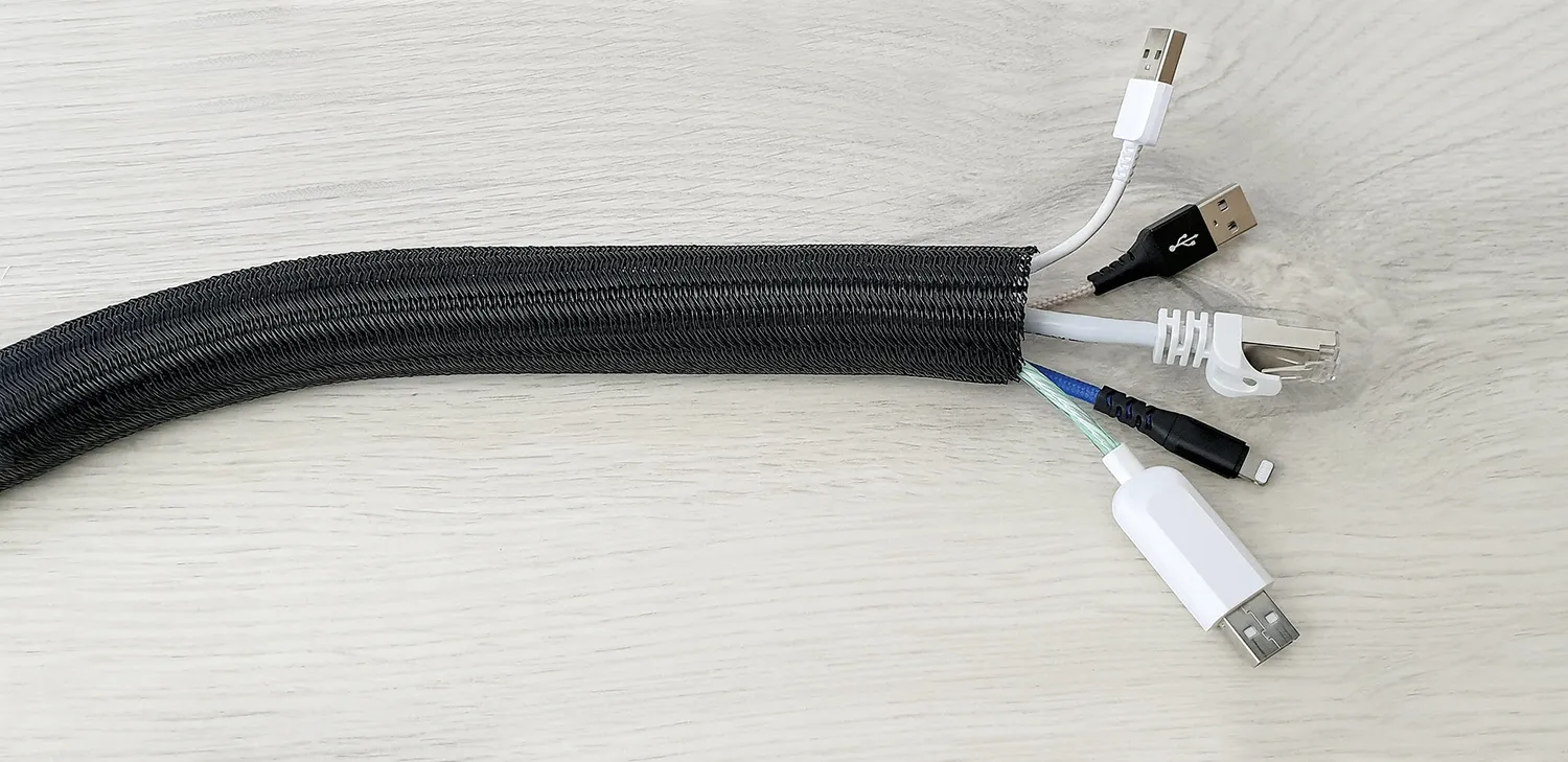 Schwaiger Guaina cavi 2 m bianca flessibile