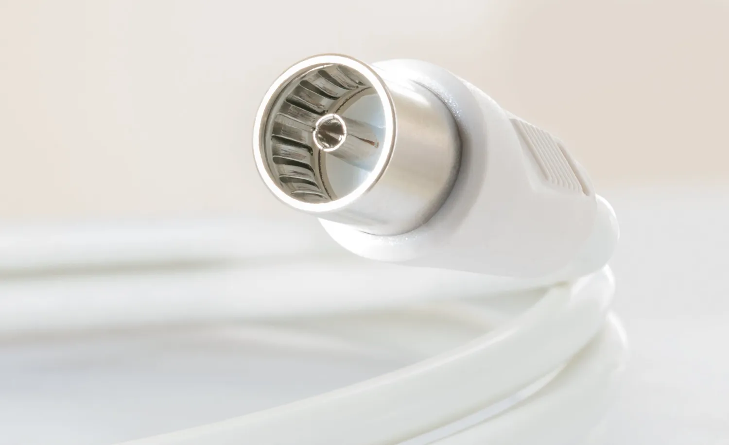 Schwaiger Cavo TV Antenna IEC 10 m Bianco Schermato Classe A+