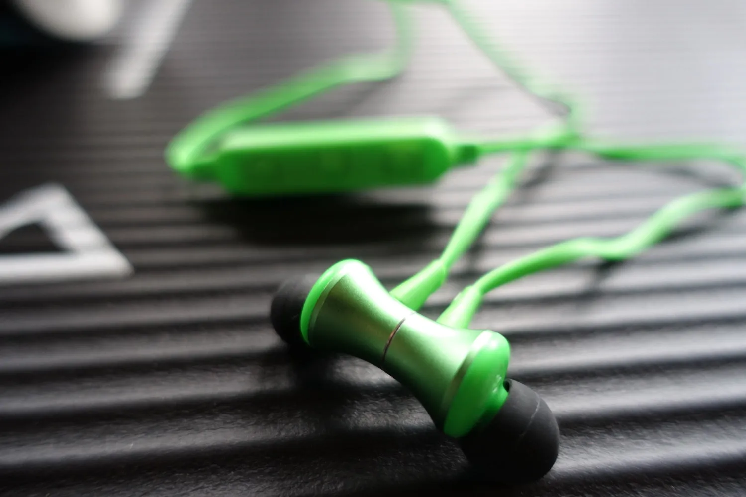 Schwaiger cuffie in-ear Bluetooth con magnete verdi