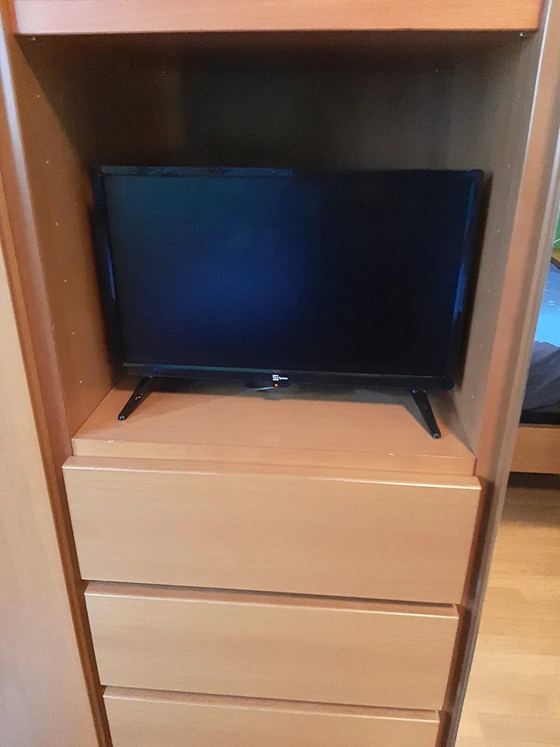 TELE System TS19 LS10 TV LED 19 HD T2/S2 12V nero