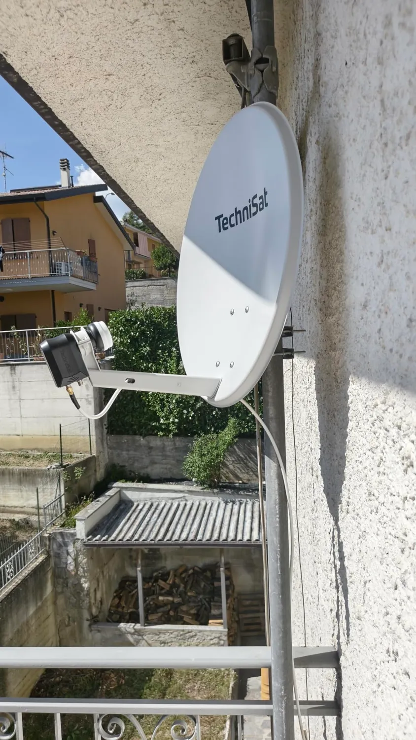TechniSat Technitenne 60 Parabola Satellitare 60cm 2 Utenti